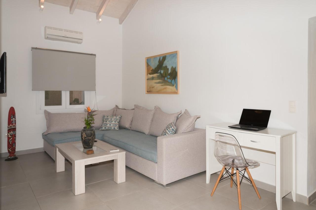 Dalas Beach House Almiros Beach ภายนอก รูปภาพ