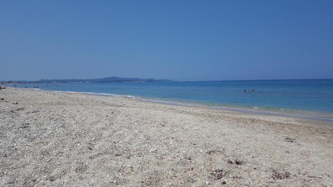 Dalas Beach House Almiros Beach ภายนอก รูปภาพ